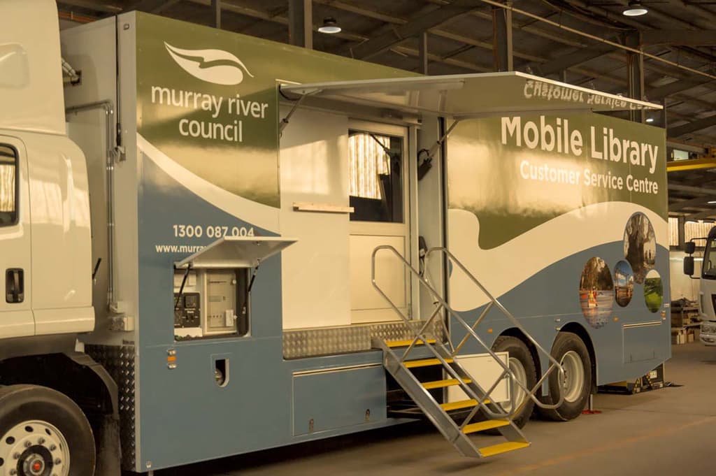 Rigid Truck Based Mobile Libraries & Bookmobiles – Gallery